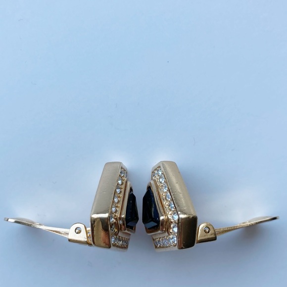 Christian Dior Vintage Clip On Earrings - Picture 9 of 12